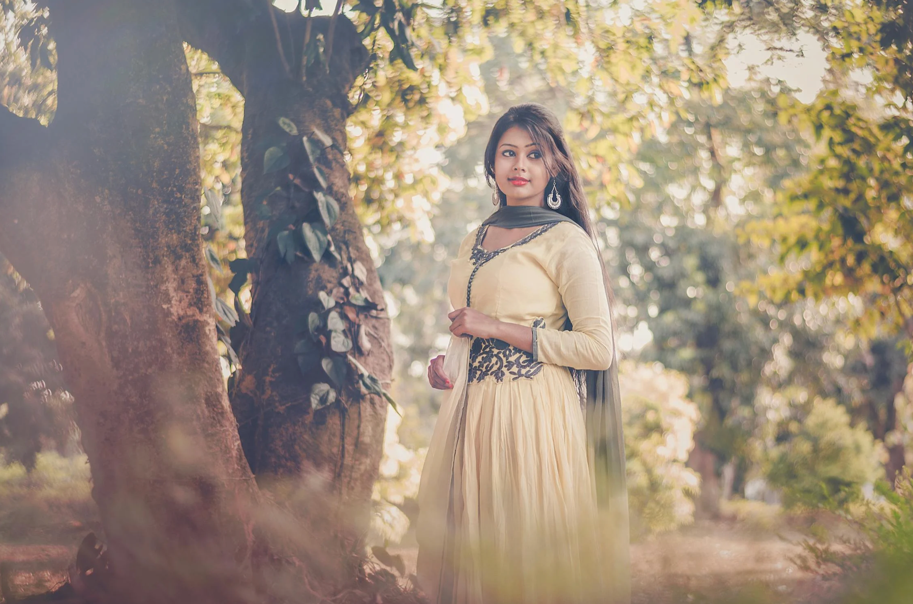 The New Indian Style: Fashion at the Crossroads of Tradition and Innovation