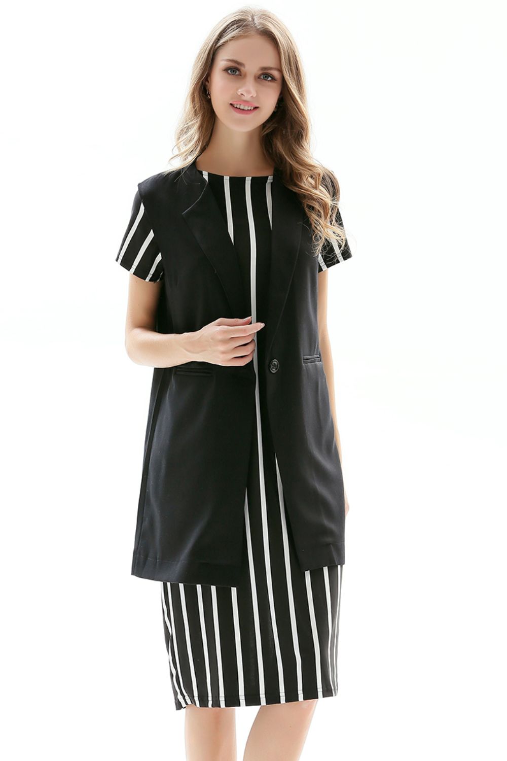 0309621904954499a41ac980c6b43695-Max