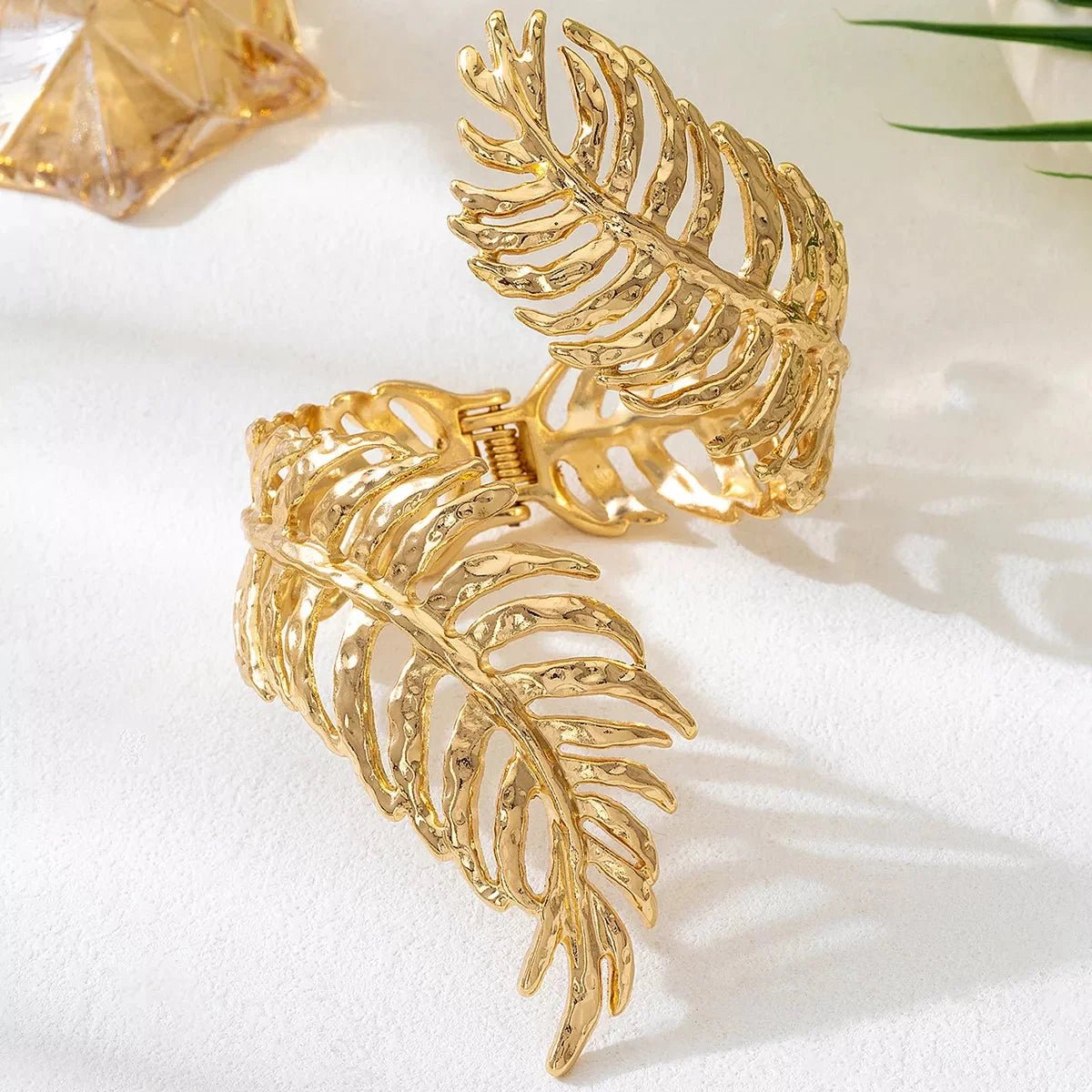 18K Gold - Plated Alloy Leaf Bracelet - 