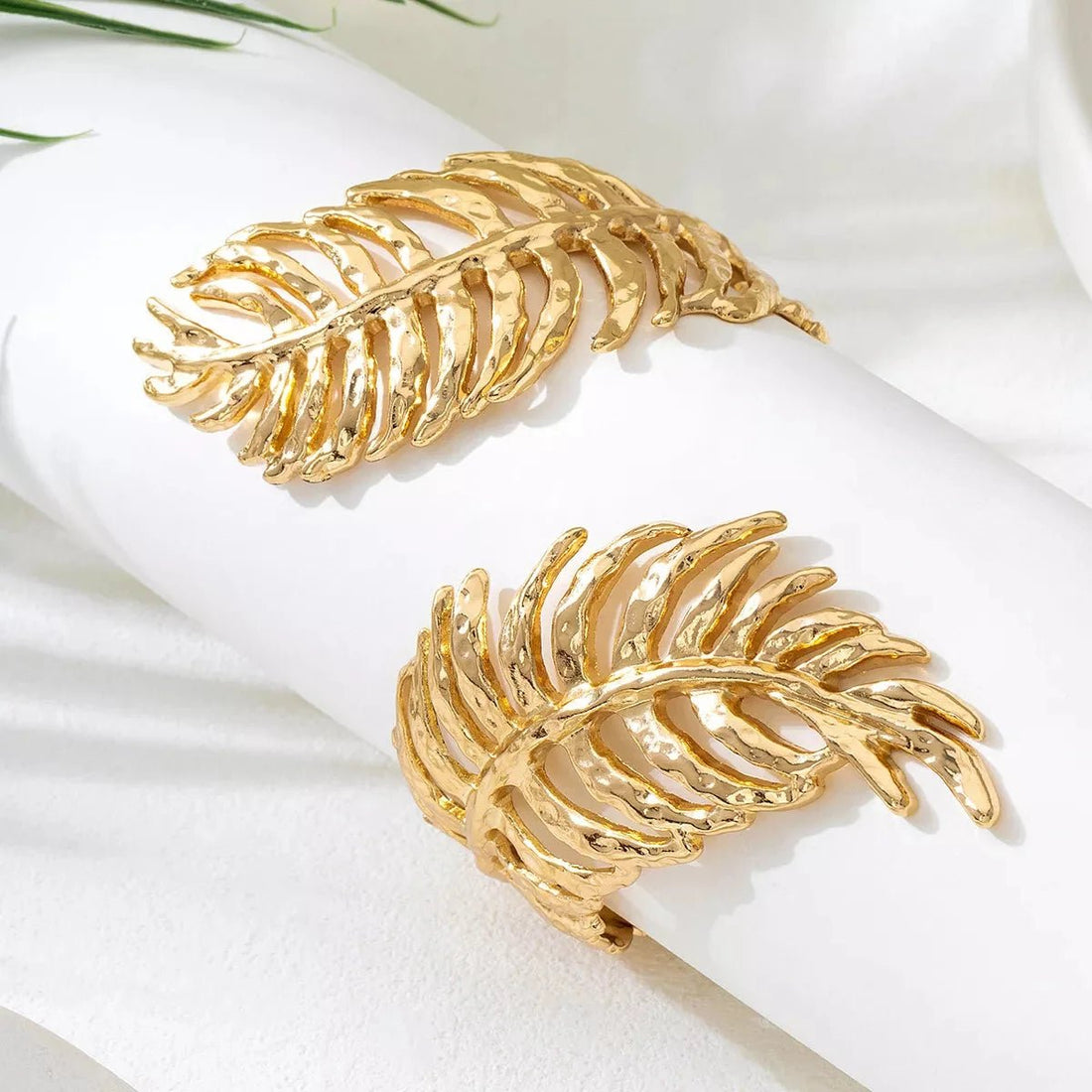 18K Gold - Plated Alloy Leaf Bracelet - 