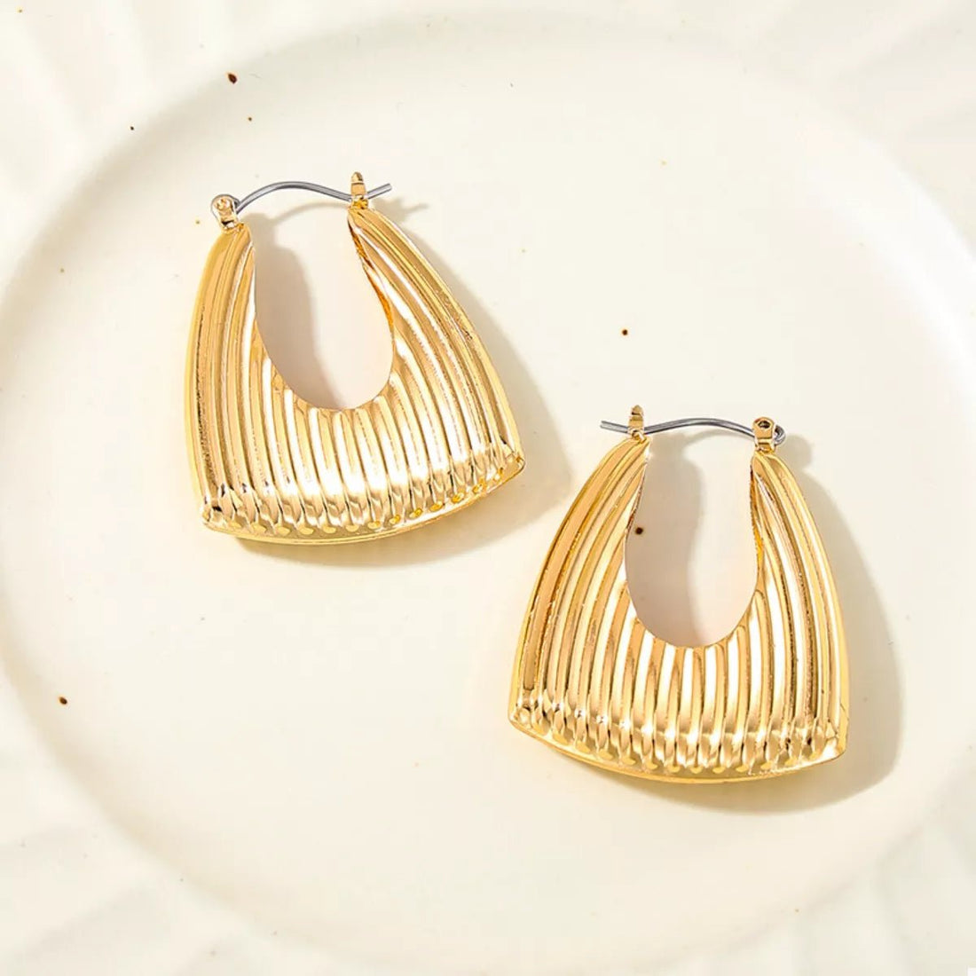18K Gold - Plated Alloy Ribbed Triangular Hoop Earrings - 
