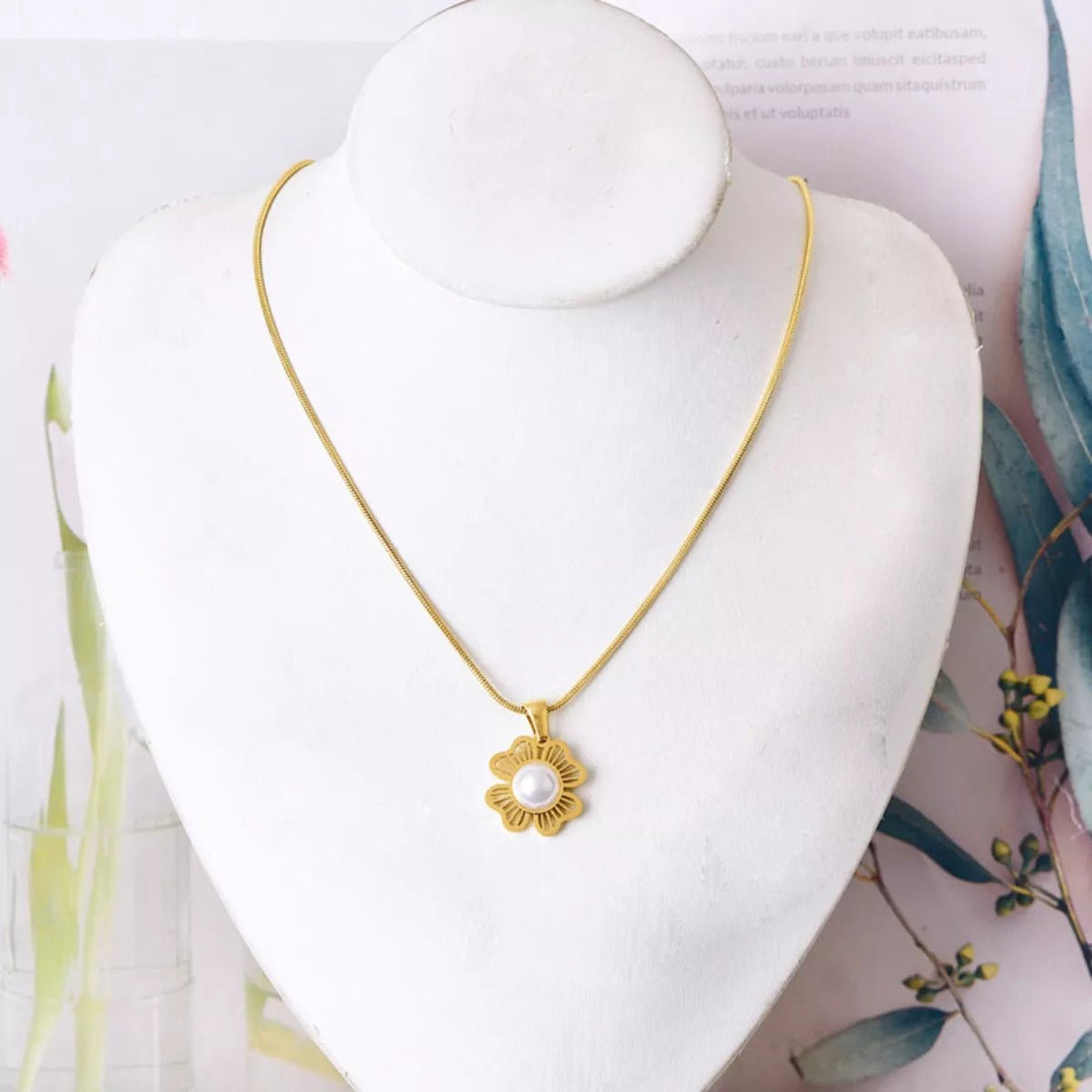 18K Gold - Plated Flower Jewelry Set - 