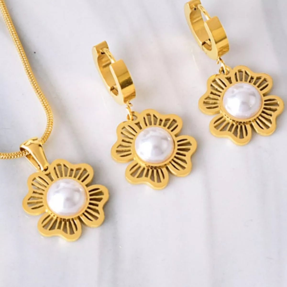 18K Gold - Plated Flower Jewelry Set - 