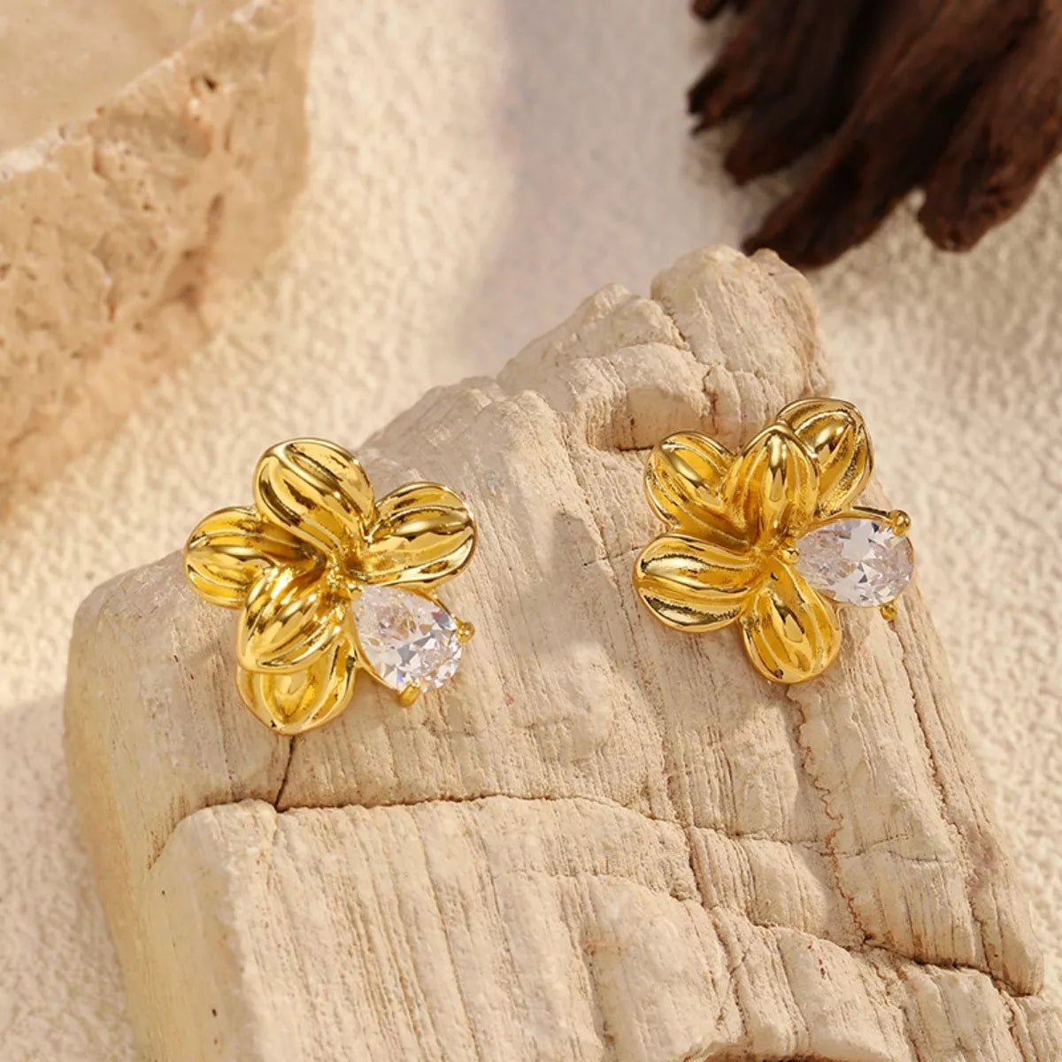 18K Gold - Plated Flower Stud Earrings - 