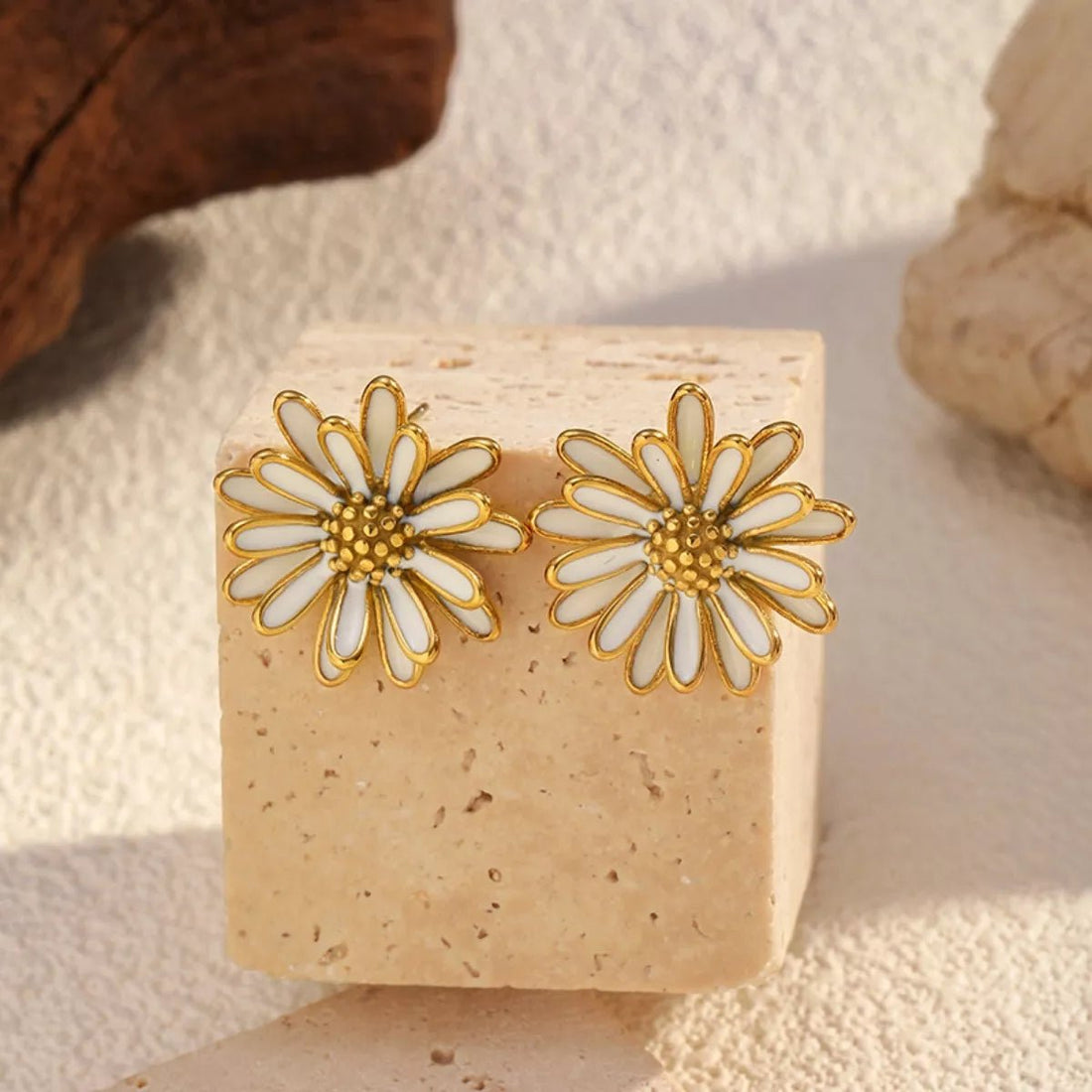 18K Gold - Plated Flower Stud Earrings - 