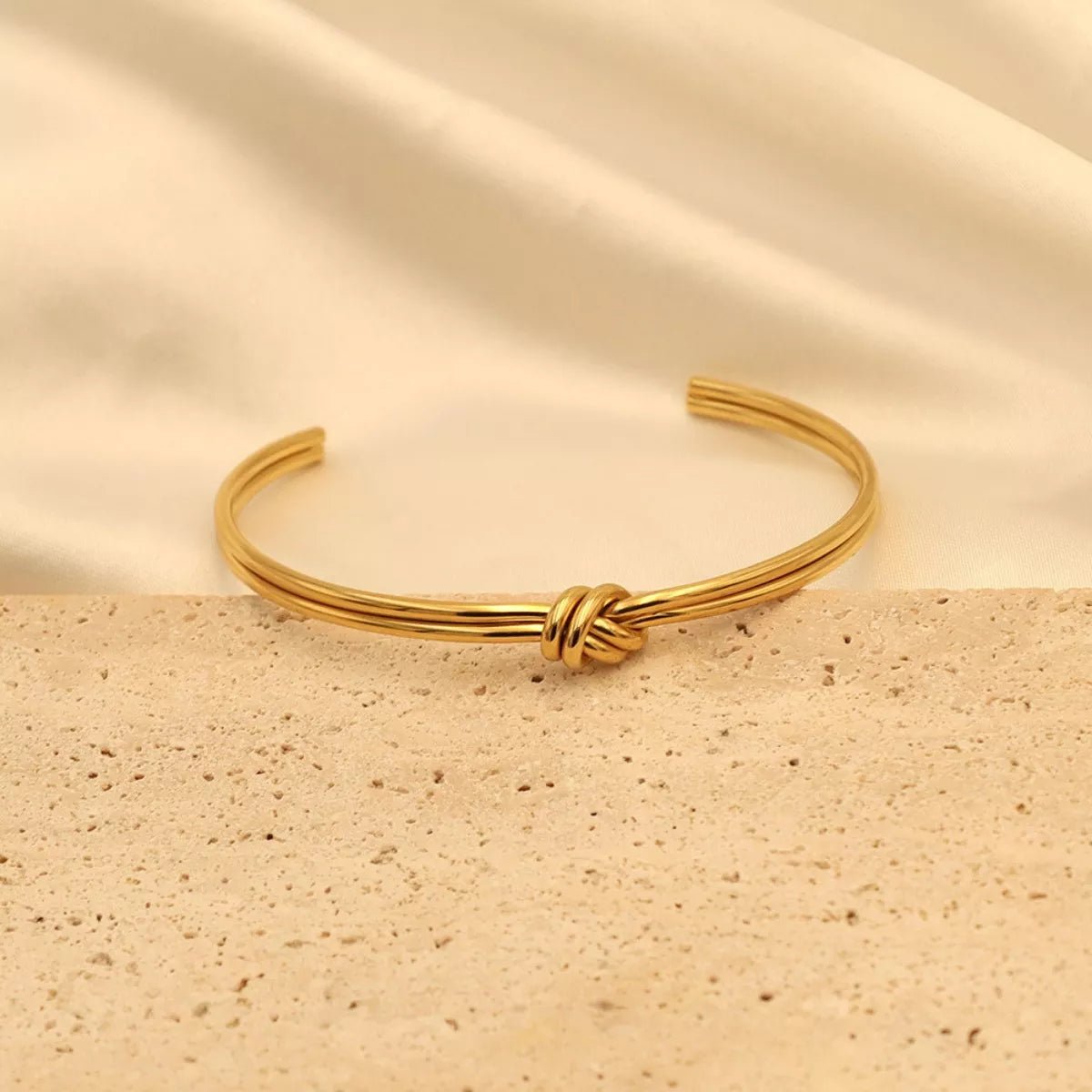 18K Gold - Plated Knot Open Bracelet - 