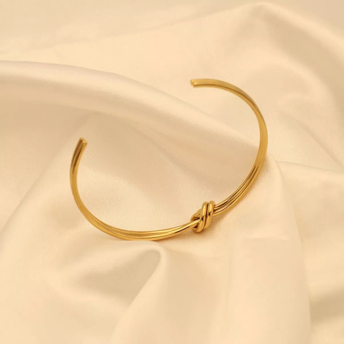 18K Gold - Plated Knot Open Bracelet - 