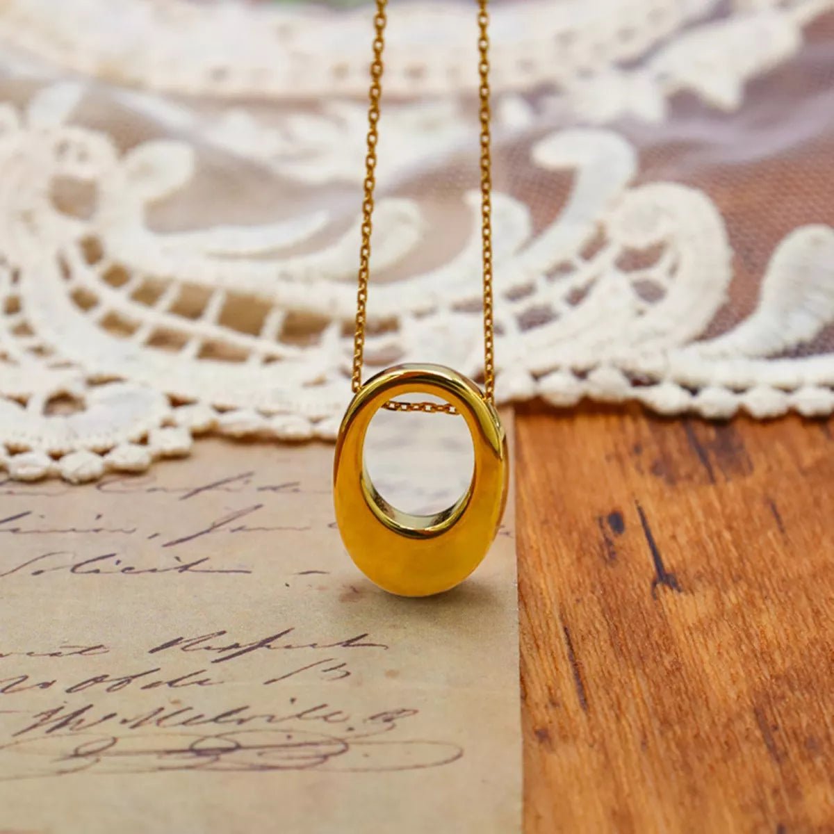 18K Gold - Plated Oval Pendant Necklace - 