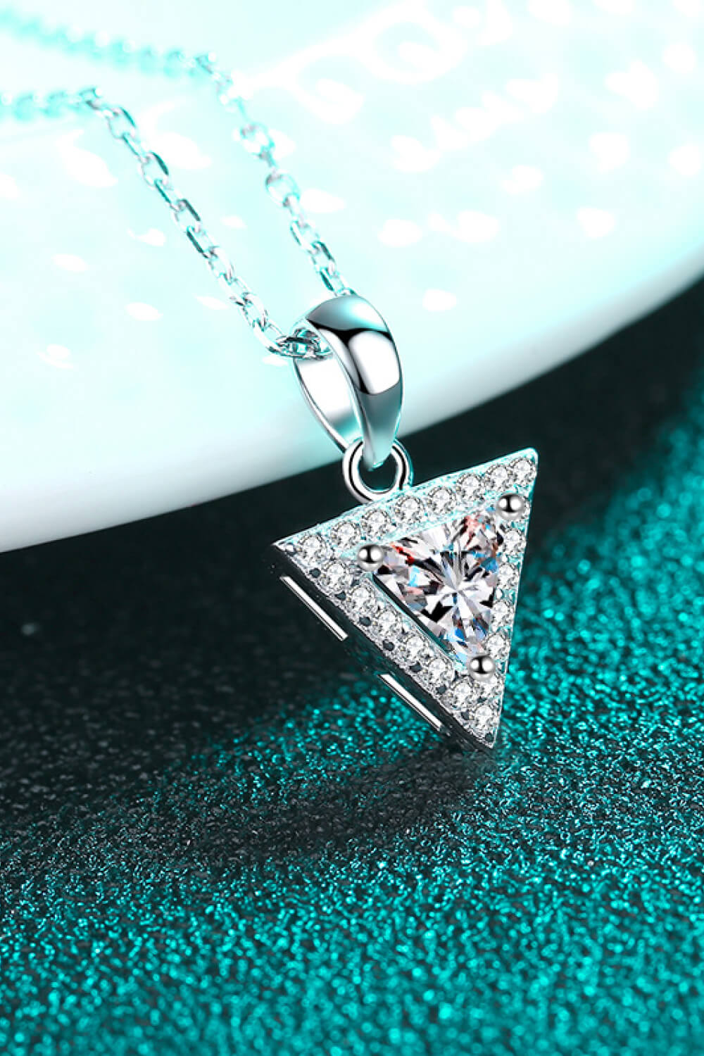 925 Sterling Silver Triangle Moissanite Pendant Necklace