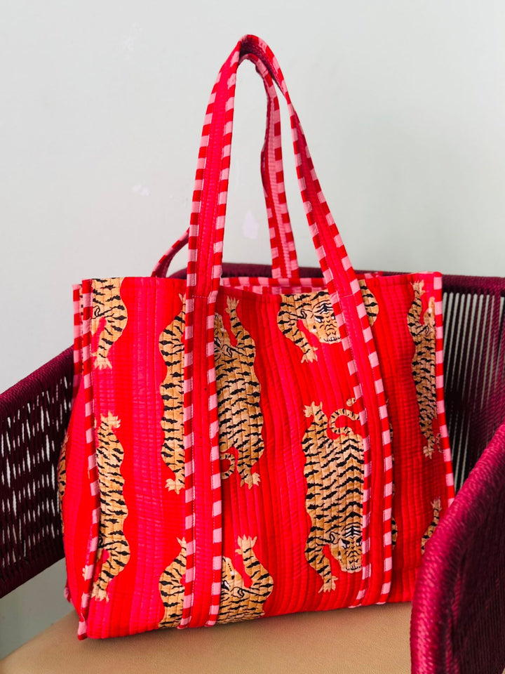 Basta Tote Bag