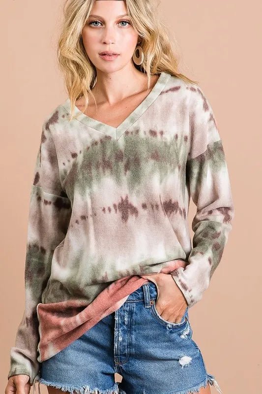 BiBi Brushed Tie Dye Looking Print V Neck Top - 