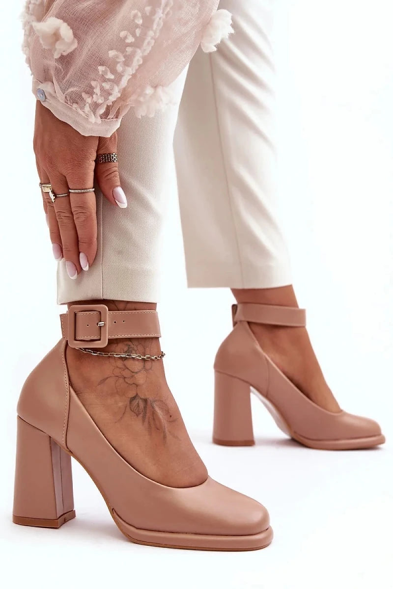Block heel pumps Step in style - Block heel pumps
