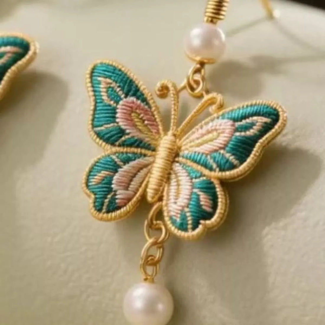 Butterfly Dangle Earrings with Pearls - 