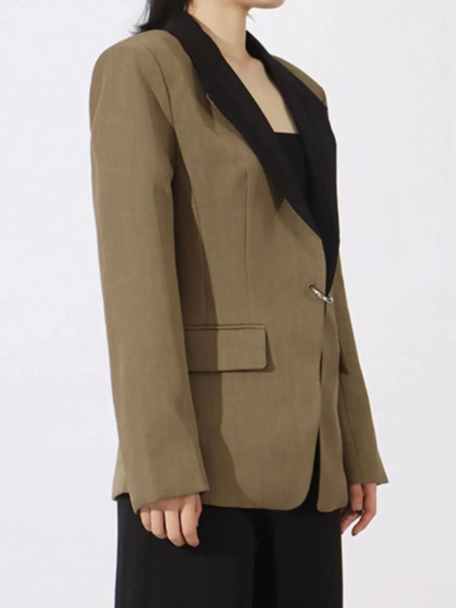 Contrast Lapel Collar Long Sleeve Blazer - 