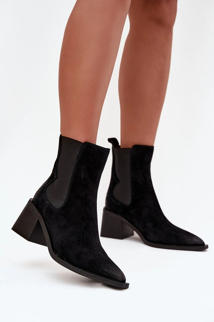  Heel boots model 218704 Step in style 