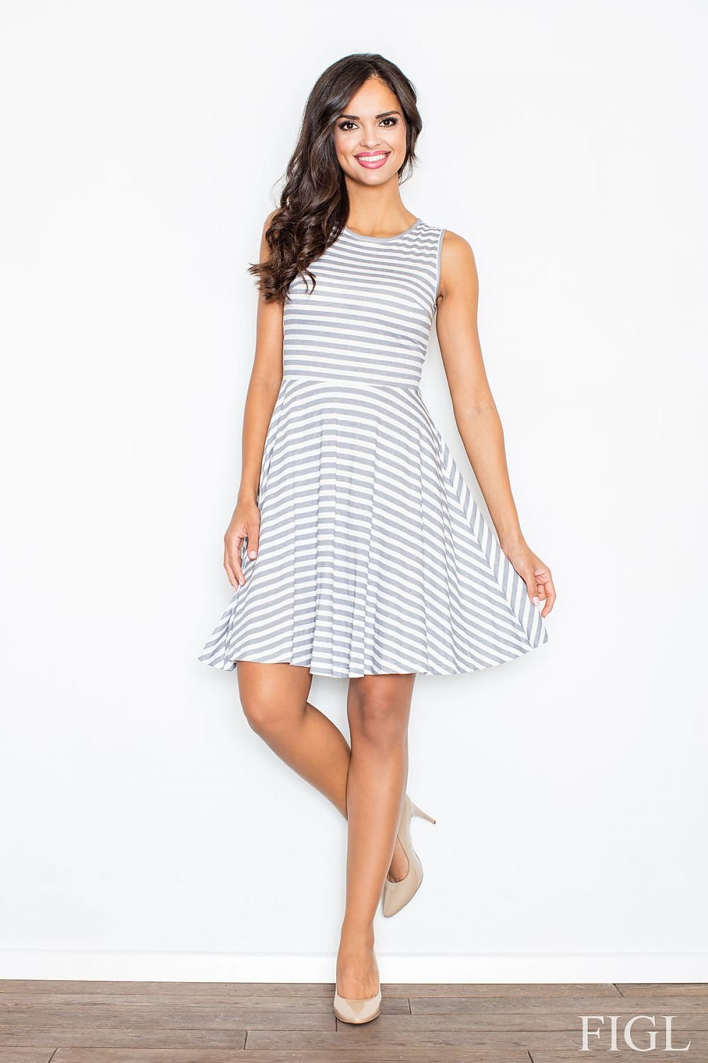 Chic and Comfortable Day Dresses for Effortless Style by Figl