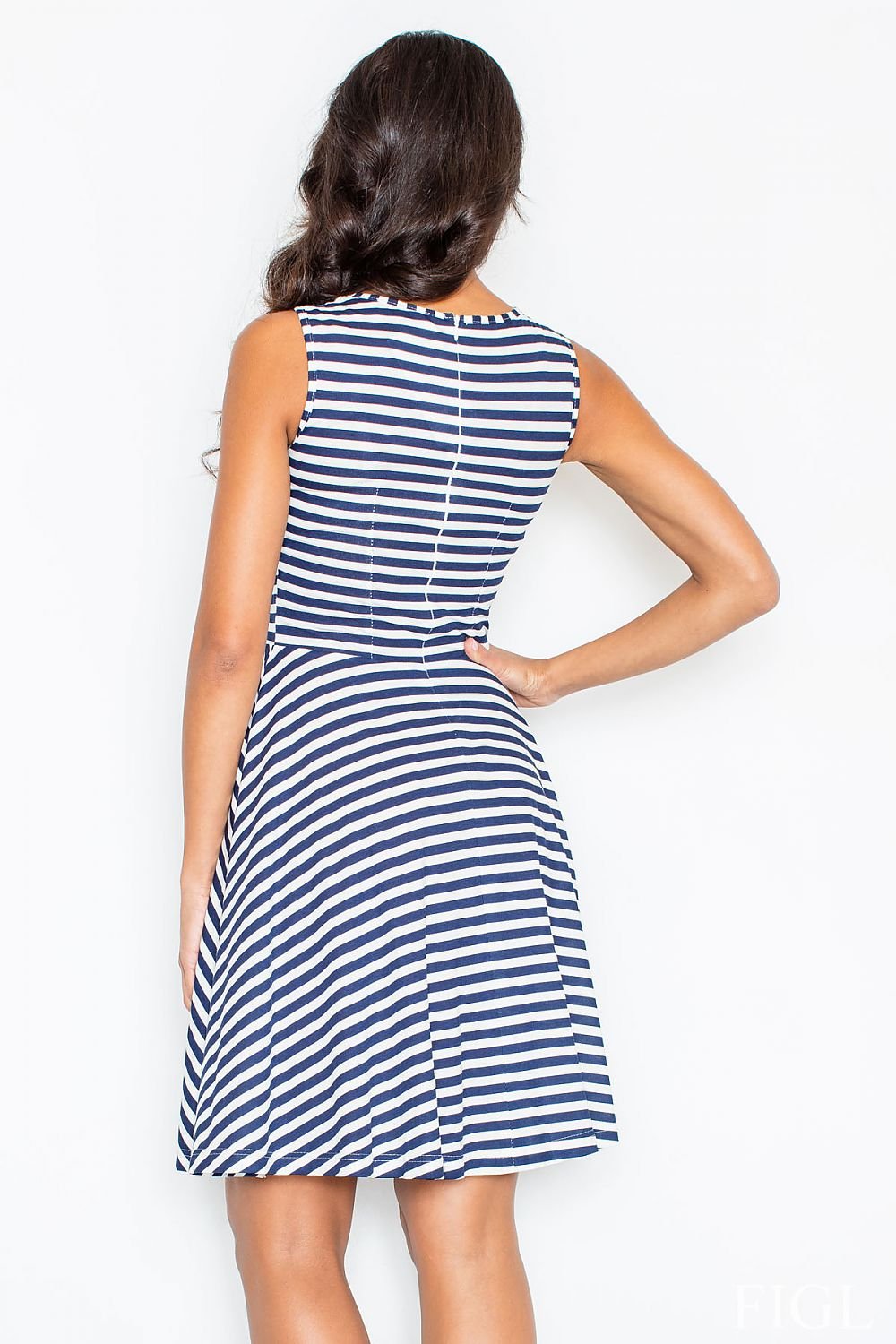 Chic and Comfortable Day Dresses for Effortless Style by Figl