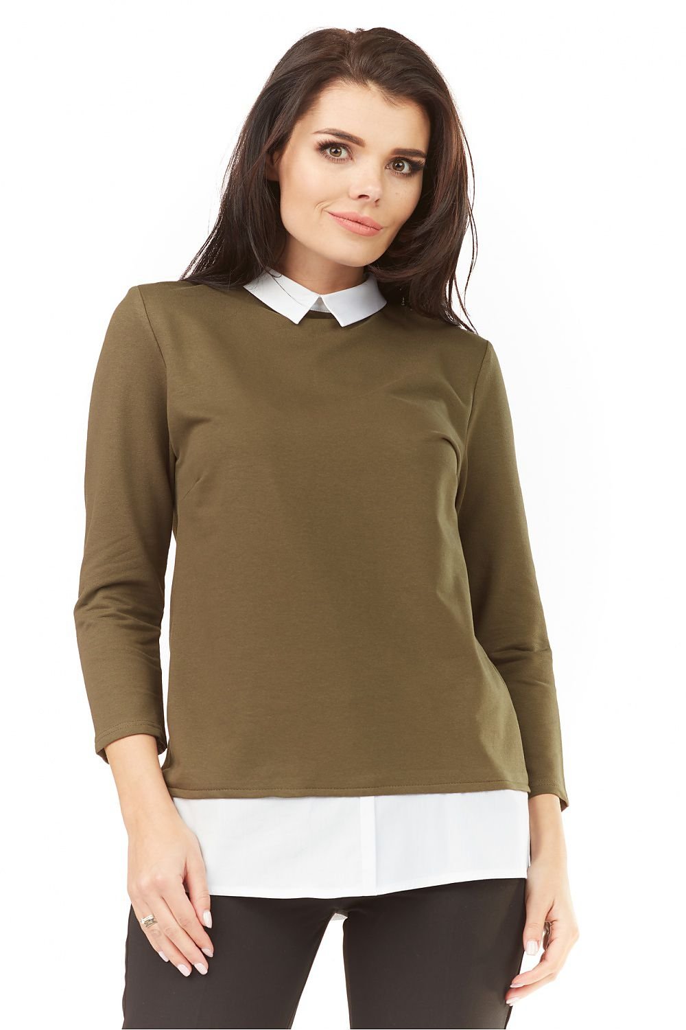 Elegant Knitted Blouse with White Collar and Trim by Awama