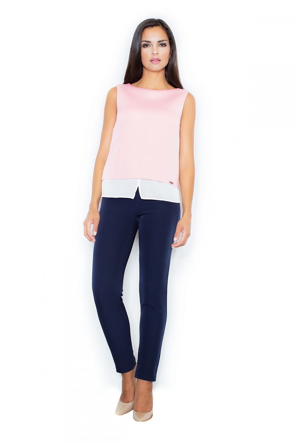 Sleeveless Foam Blouse with Delicate Slit – Perfect Pair with Matching Trousers