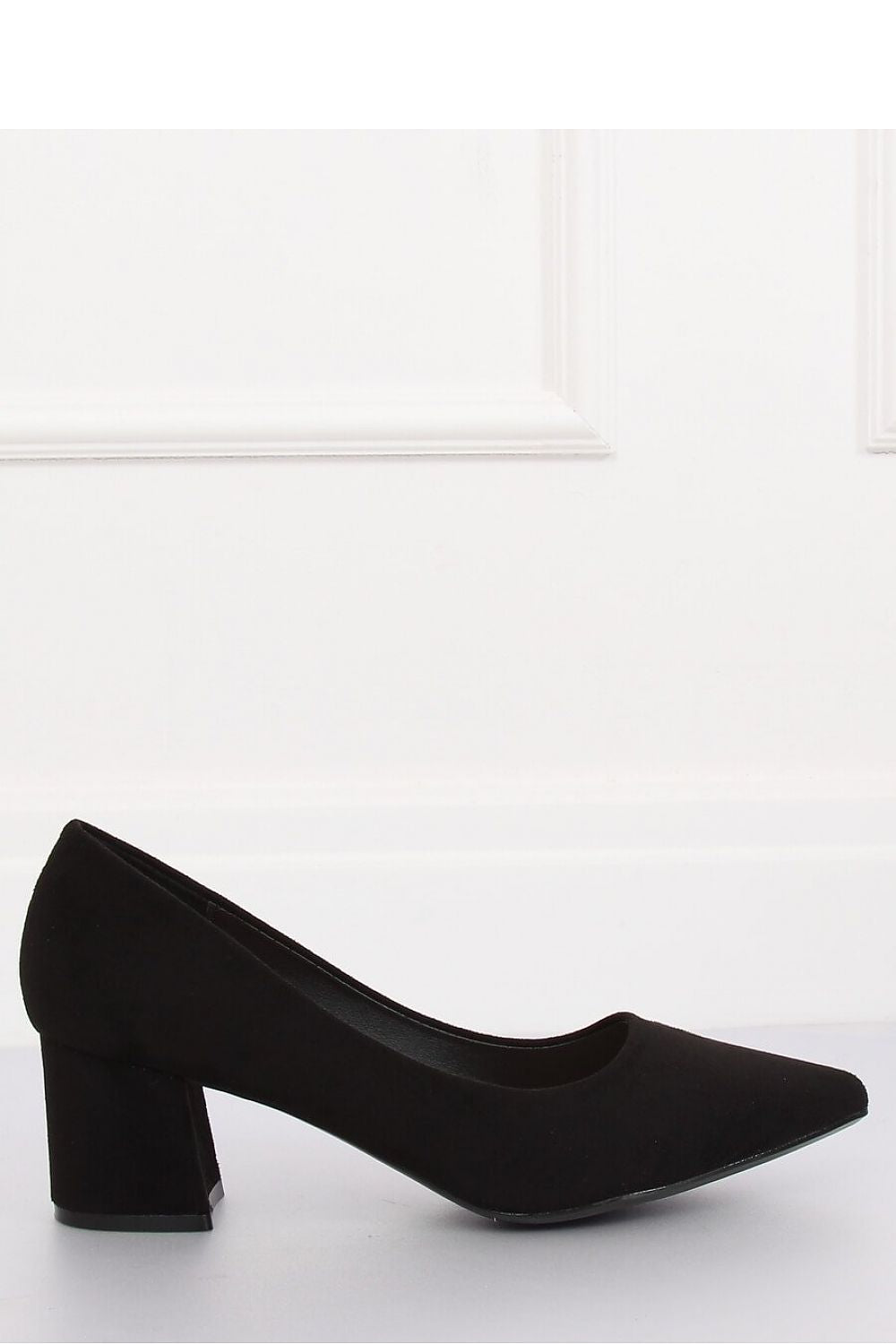 Block heel pumps by Inello