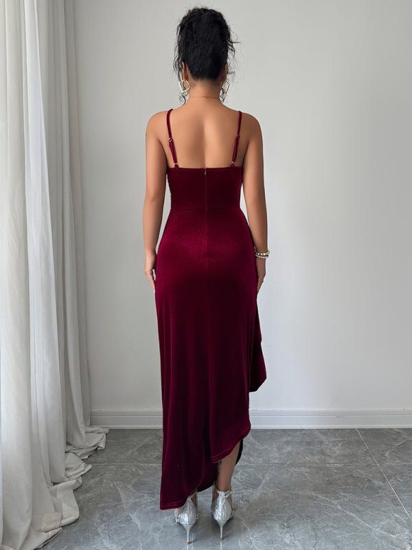 Elegant evening gown with suspenders and long dress - 