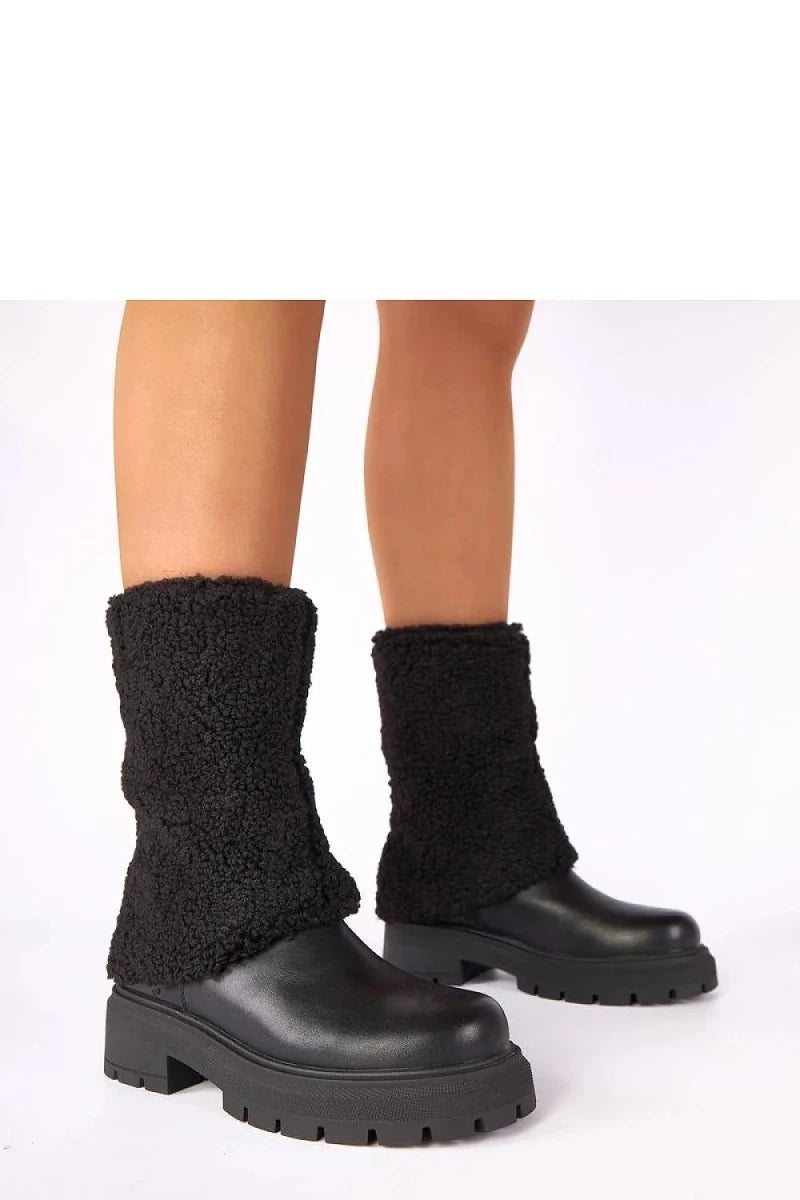 Elegant Rolled Upper Ankle Boots - 