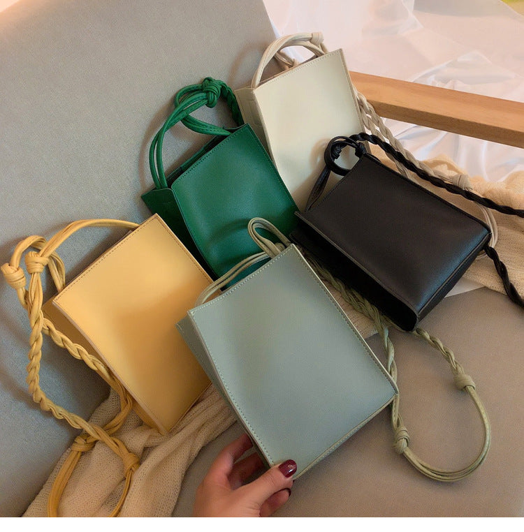 Bag Women's Bag 2024 New Korean Edition Trendy Simple Fashion with Personalized Small Square Bag ins Single Shoulder Cross Shoulder Small Bag