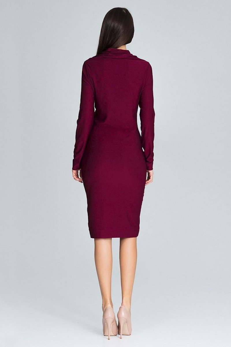 Fitted Lightweight Dress with Long Sleeves & Loose Neckline – Elegant for Every Occasion - Day Dress