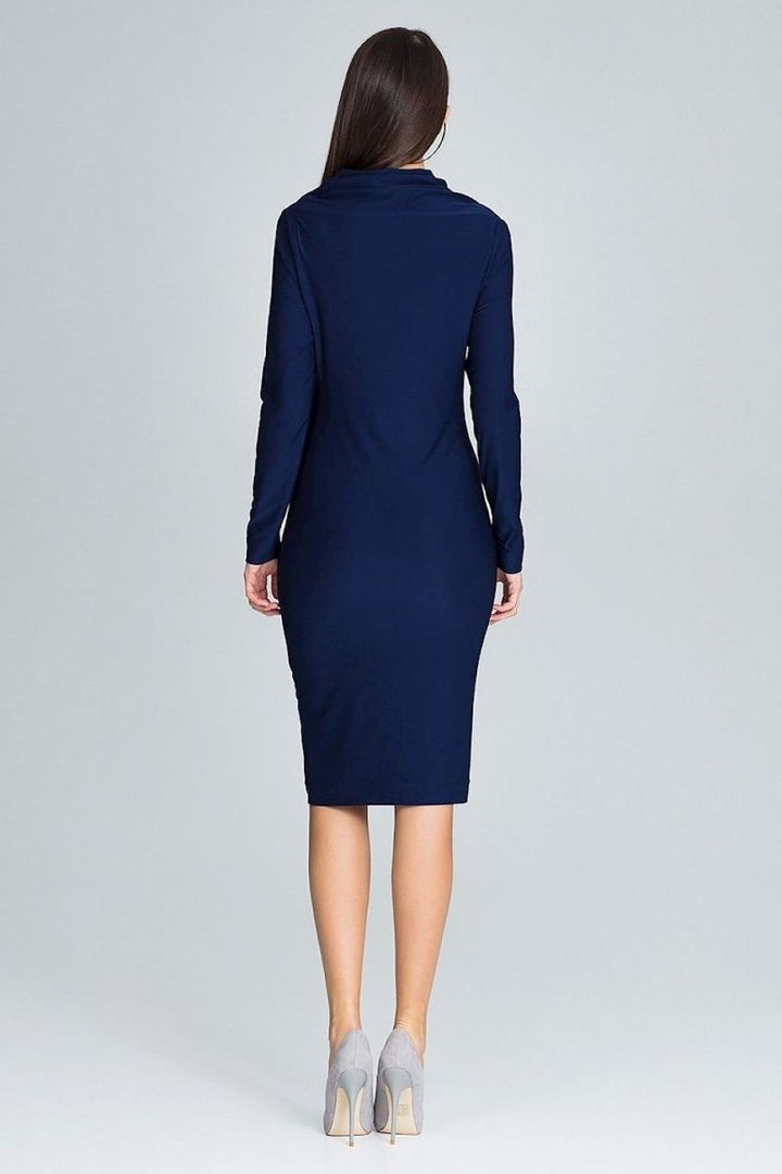 Fitted Lightweight Dress with Long Sleeves & Loose Neckline – Elegant for Every Occasion - Day Dress