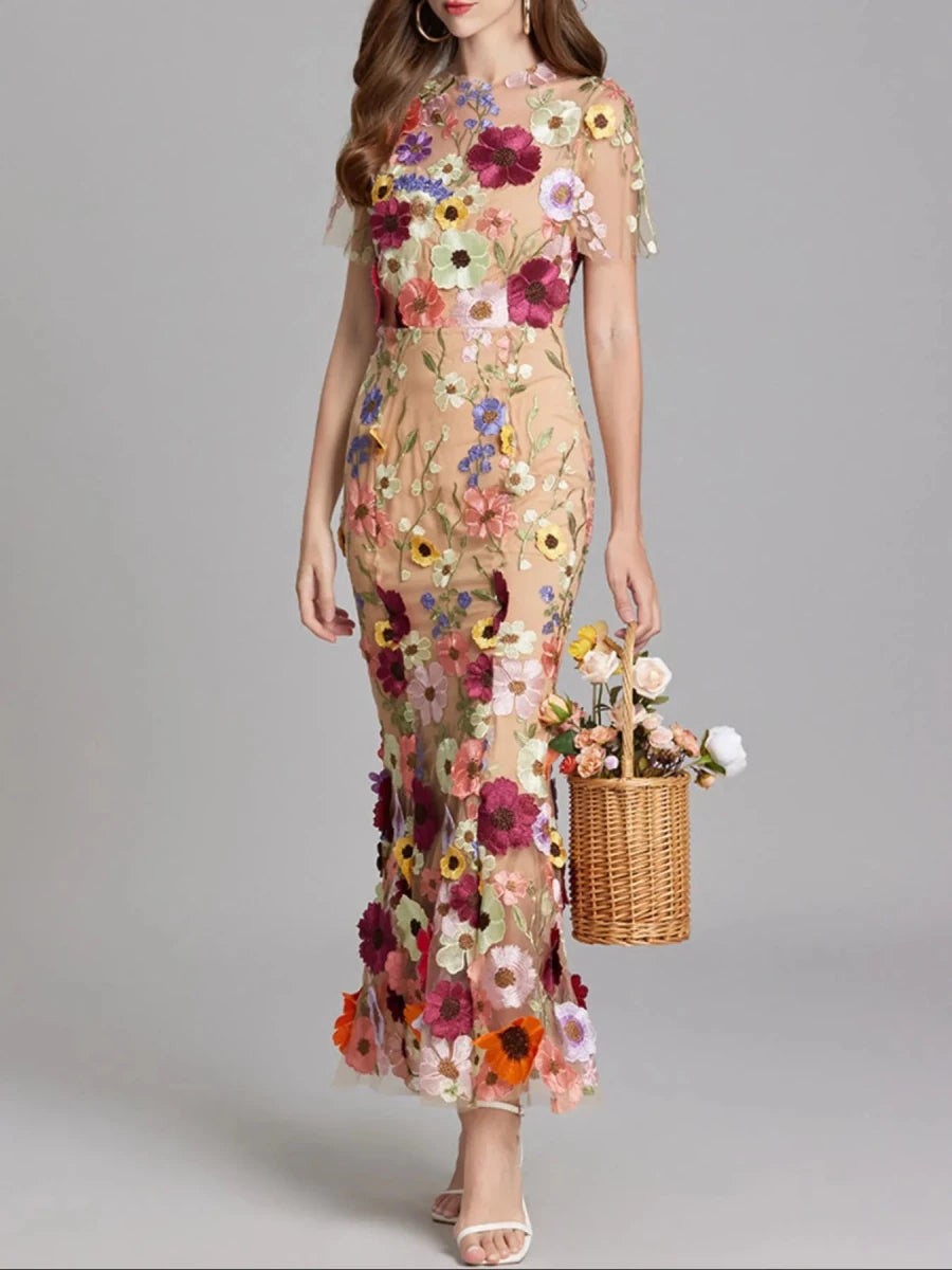 Floral Embroidered Mesh Overlay Maxi Dress - 