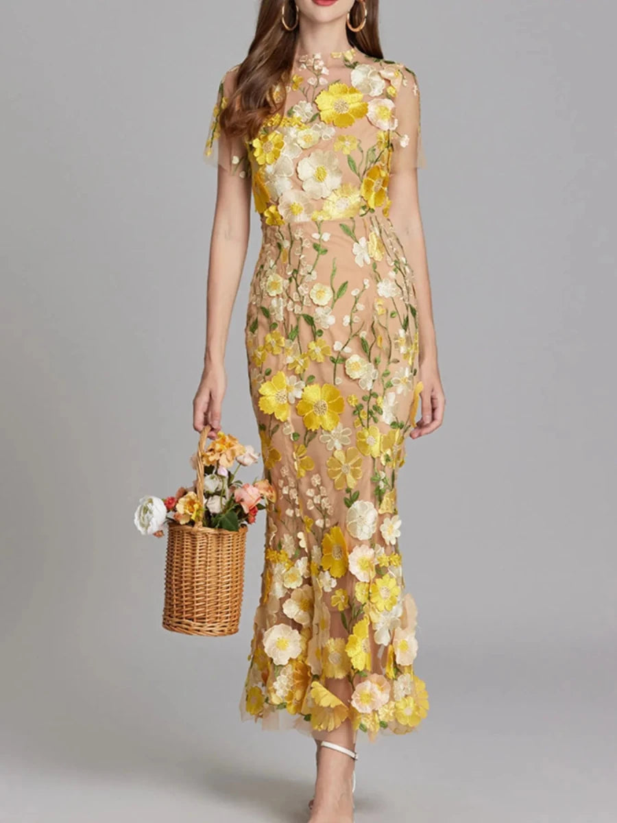 Floral Embroidered Mesh Overlay Maxi Dress - 