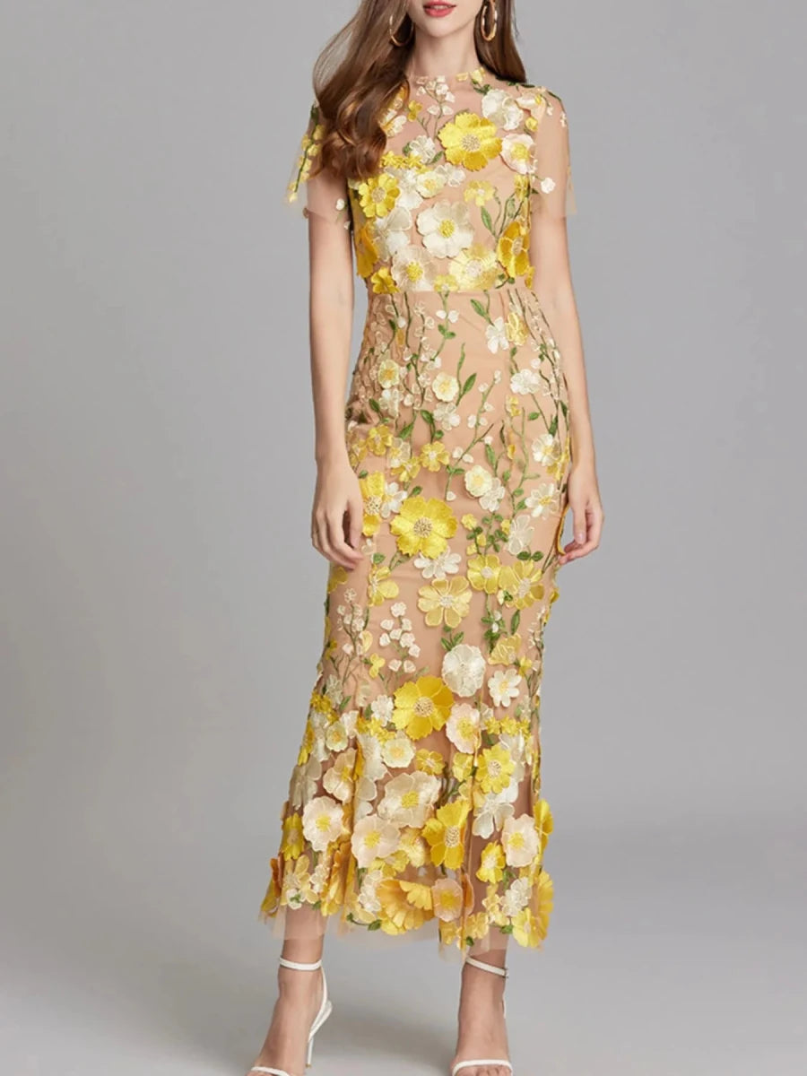 Floral Embroidered Mesh Overlay Maxi Dress - 