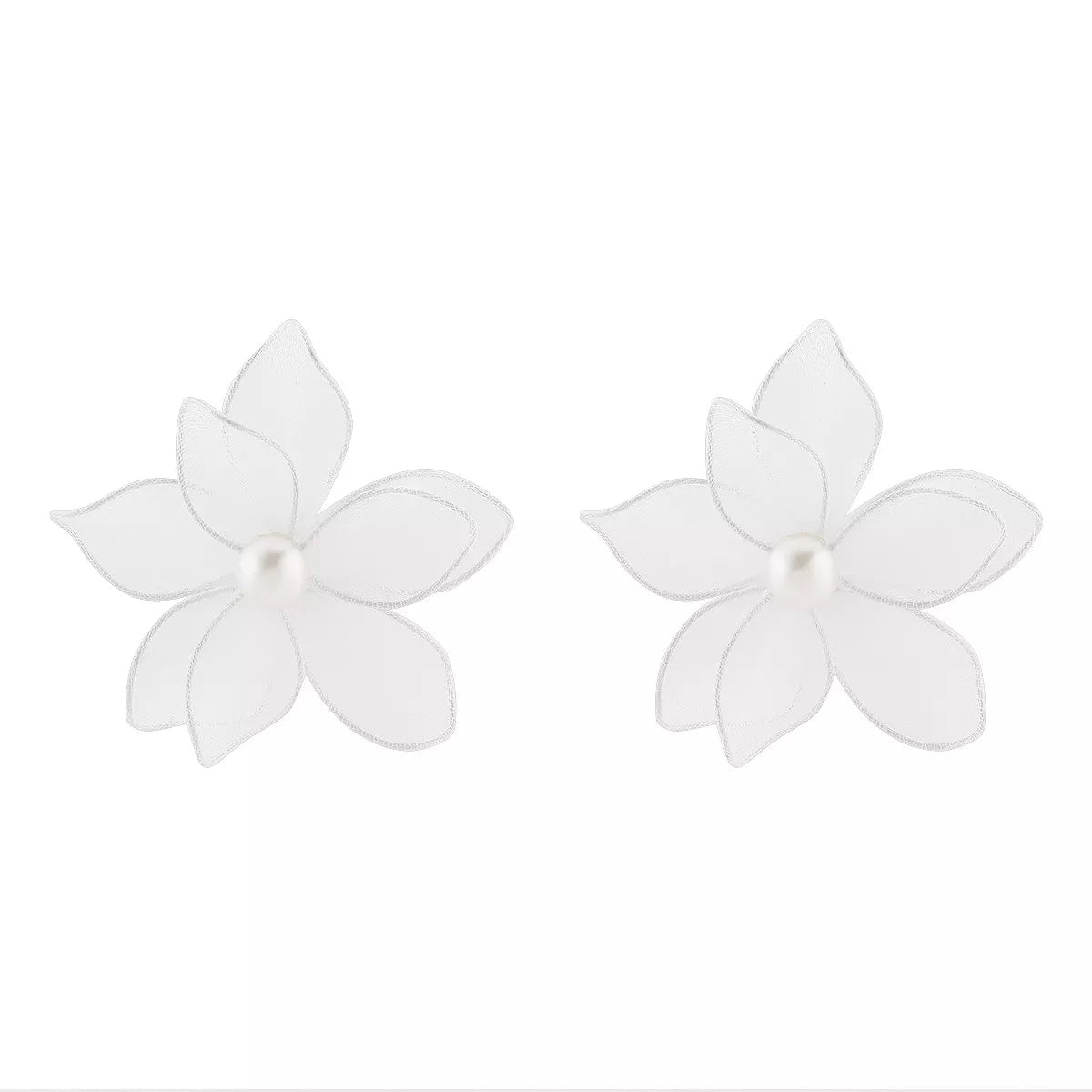 Flower Pearl Stud Earrings - 