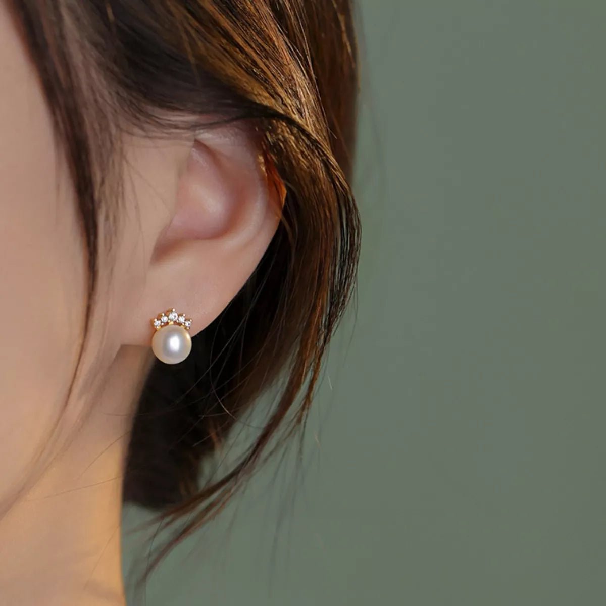 Freshwater Pearl Stud Earrings with Zircon - 