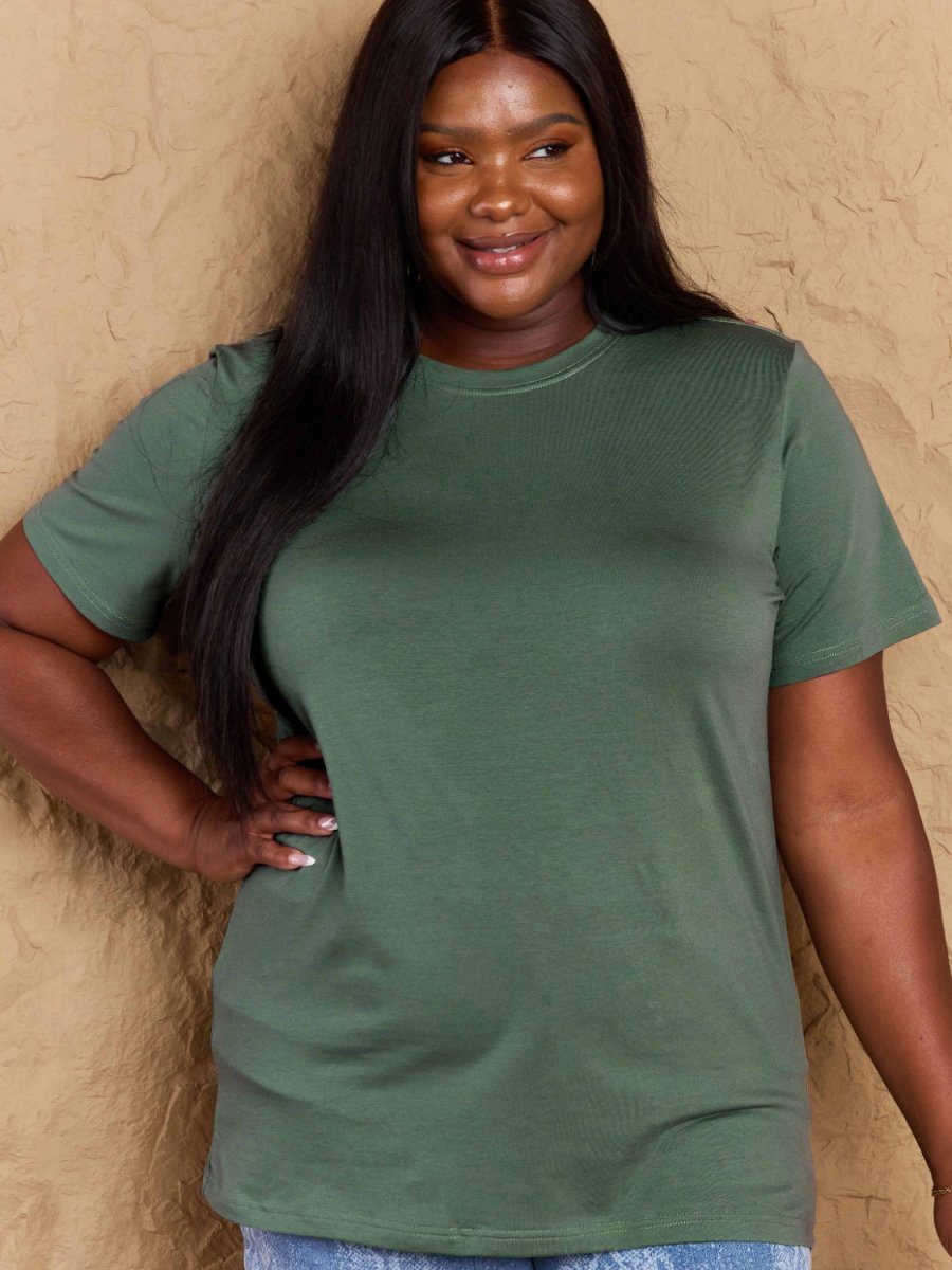Full Size Round Neck Short Sleeve T-Shirt - Top