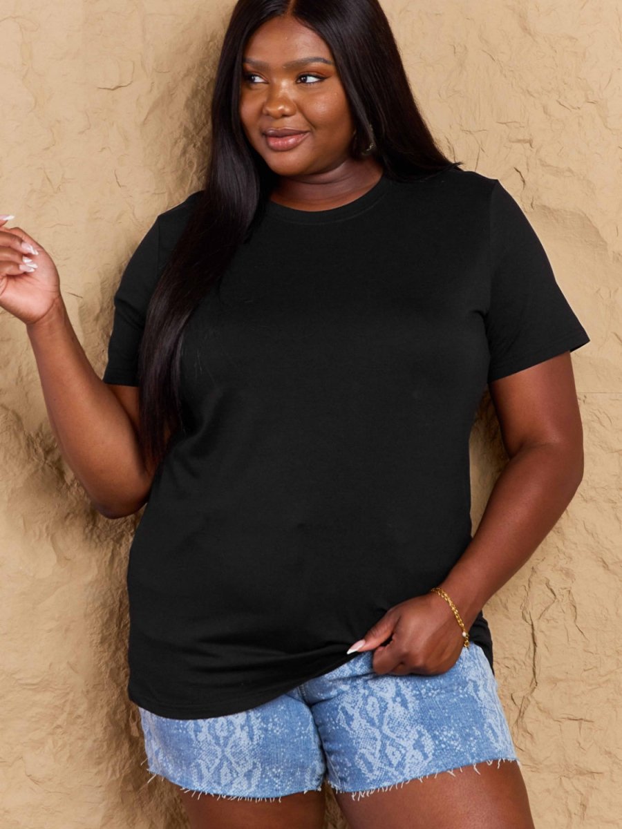 Full Size Round Neck Short Sleeve T-Shirt - Top