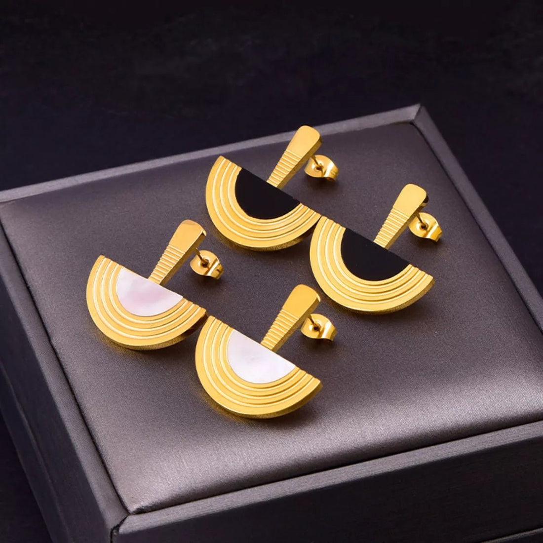 Geometric 18K Gold Plated Jewelry Set - 