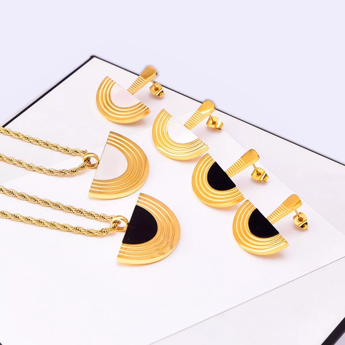 Geometric 18K Gold Plated Jewelry Set - 