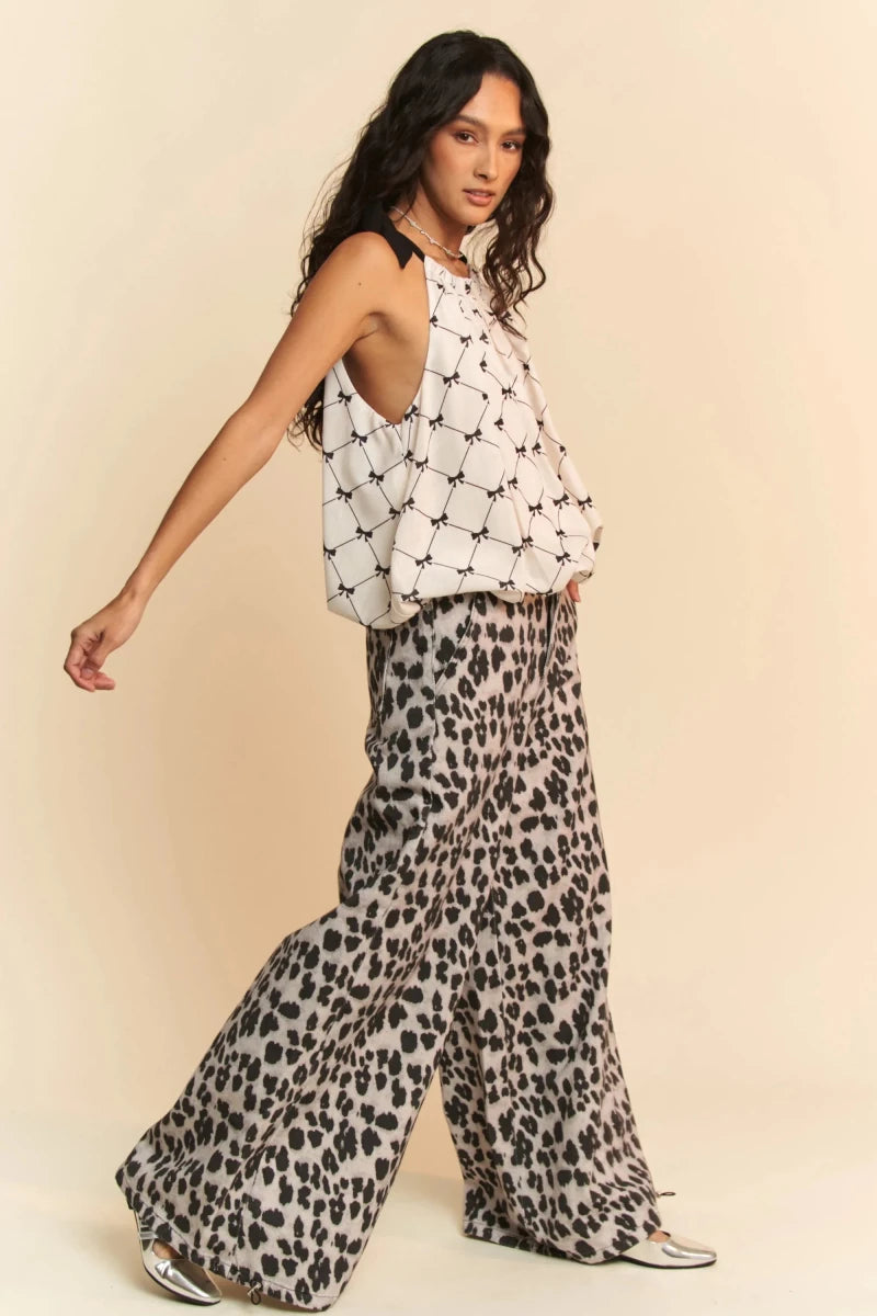Geometric Bow Print Halter Neck Blouse - 