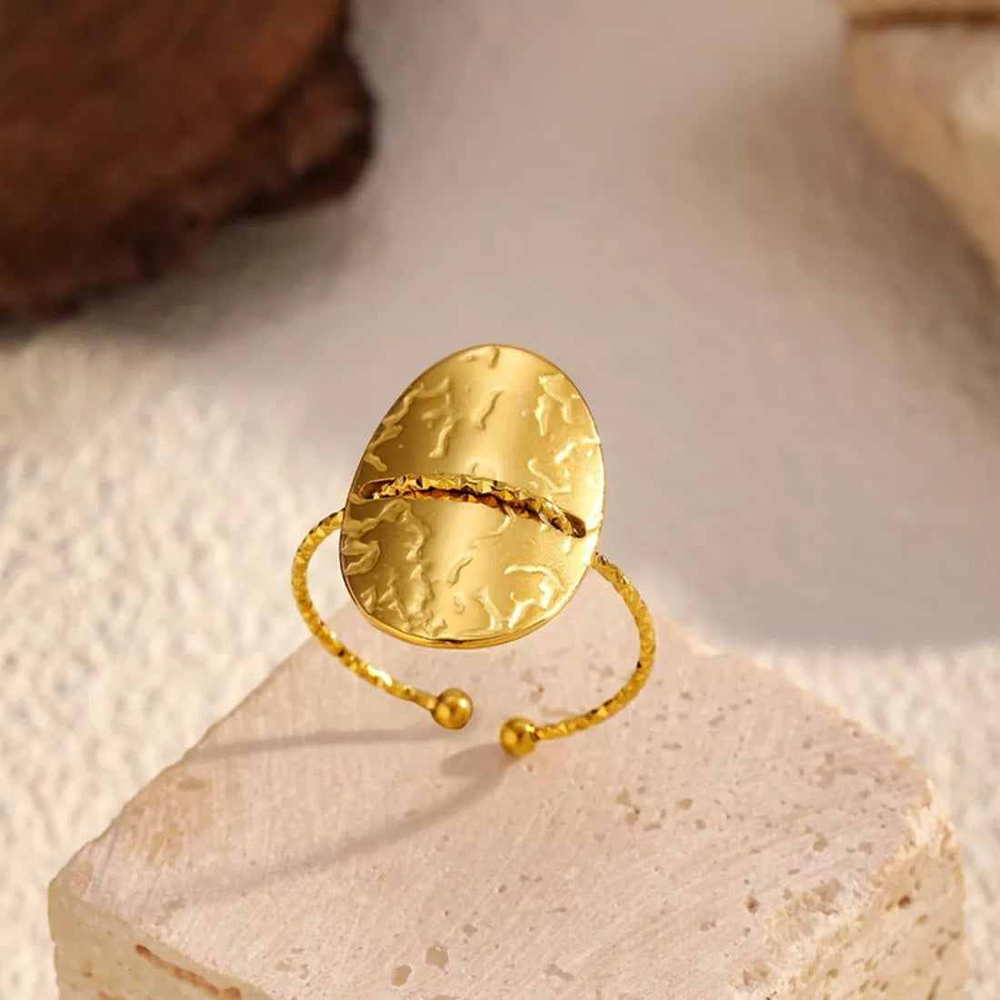 Hammered Disc Open Ring - 