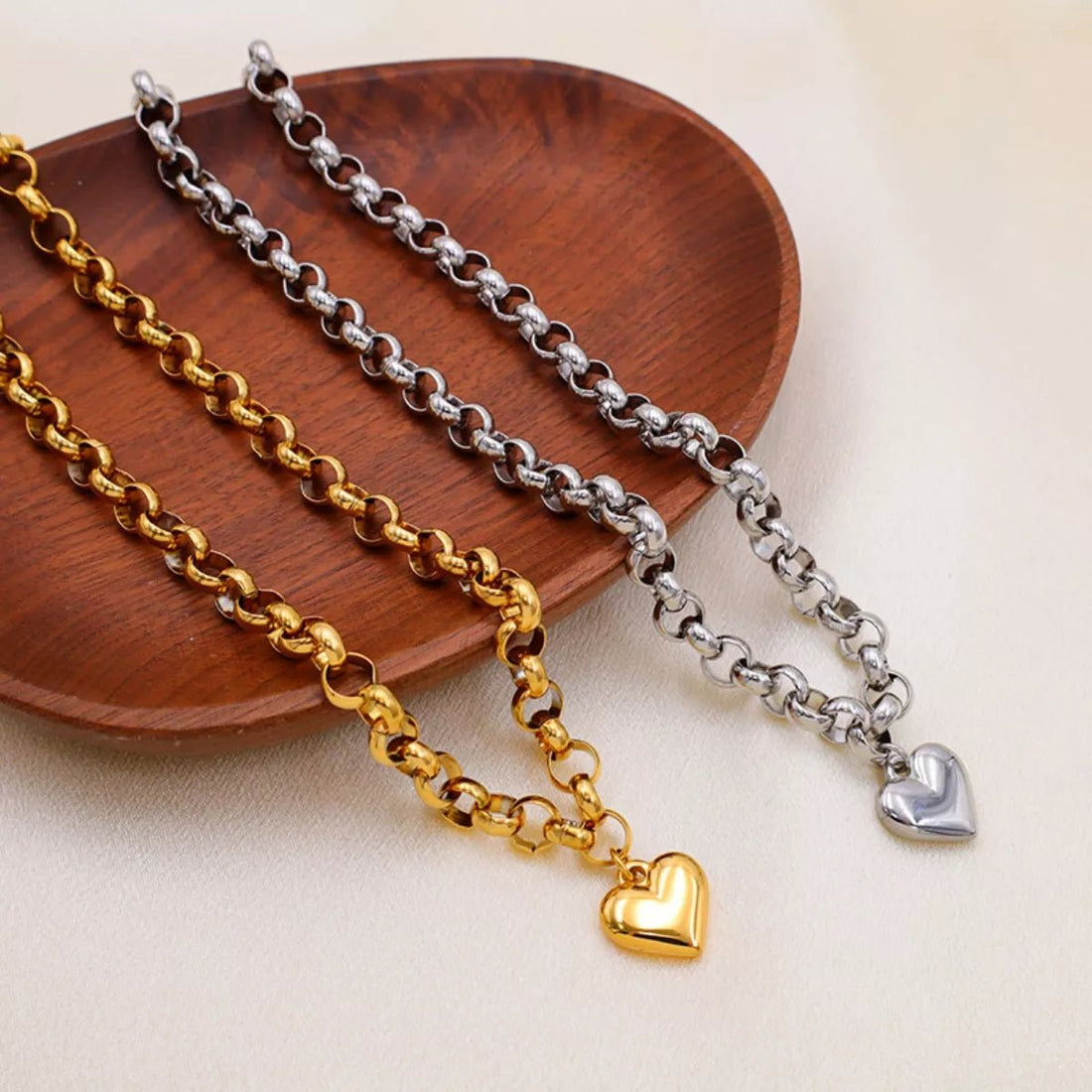 Heart Pendant Toggle Clasp Chain Necklace - 