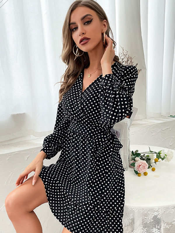 Fashion women's long -sleeved bottoming wild dress