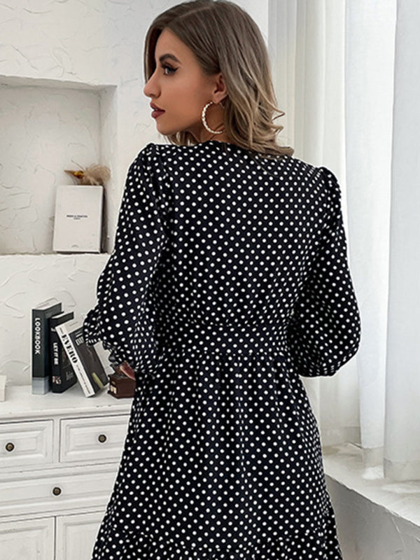 Fashion women's long -sleeved bottoming wild dress