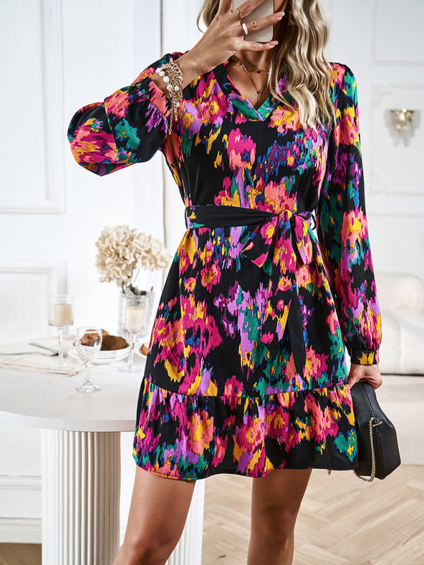 Temperament and elegant V-neck printed waist dress with belt