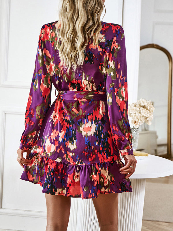 Temperament and elegant V-neck printed waist dress with belt