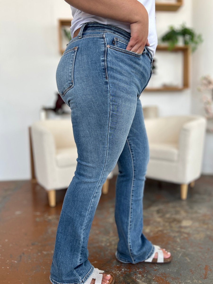 Judy Blue Full Size Mid - Rise Waist Straight Jeans - Bottoms