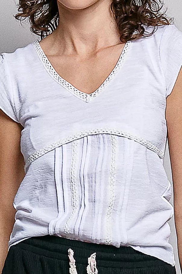 Lightweight Textured Knit Top with Lace Trim - 