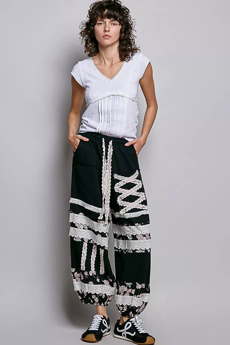 Lightweight Textured Knit Top with Lace Trim - 