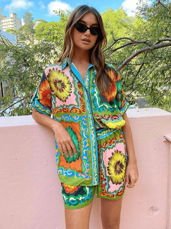 Loose, casual, fashionable and versatile printed daisy flower shorts and shirt two sets - Short Suit