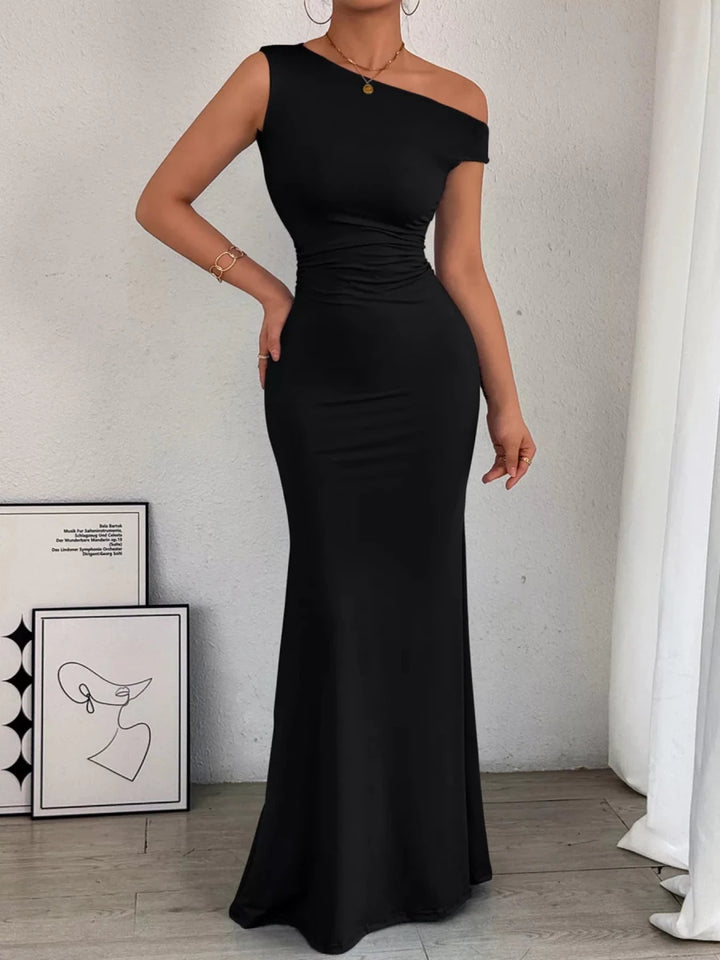 One - Shoulder Ruched Bodycon Maxi Dress - 
